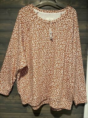 NWT LOFT Lou & Grey Leopard Print Women’s sweatshirt top XL